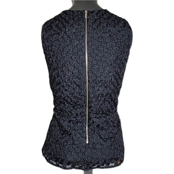 Ann Taylor  - Picture 5 of 8